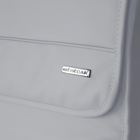 Τσάντα - αλλαξιέρα καροτσιού BEBECAR® Carre Bag Pebble