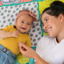 Φορητό χαλάκι δραστηριοτήτων Infantino® Giant Sensory Discovery Mat with Handle