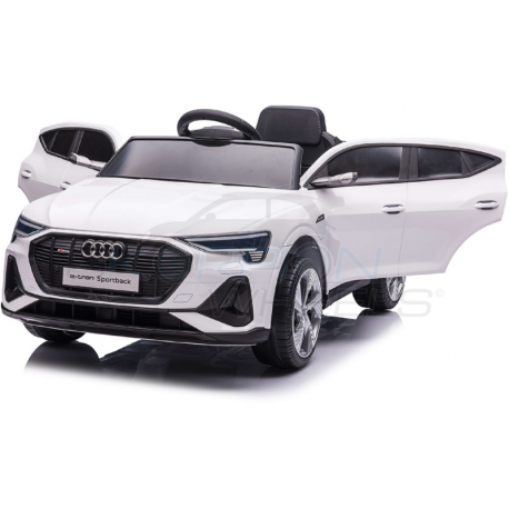 Ηλεκτροκίνητο αυτοκίνητο SKORPION WHEELS Audi E-Tron Sportback Original Λευκό