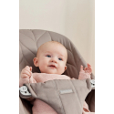 Ριλάξ Babybjorn Bliss Woven Petal Quilt Sand Grey