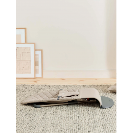 Ριλάξ Babybjorn Bliss Woven Classic Quilt Sand Grey