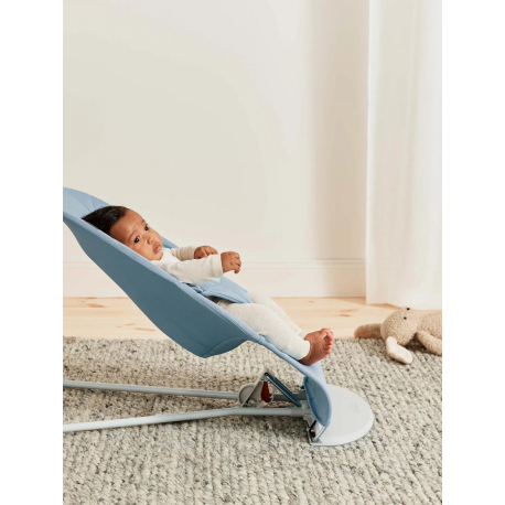 Ριλάξ Babybjorn Bliss Woven Petal Quilt Blue