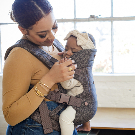 Μάρσιπος Infantino® Flip 4-in-1 Convertible Carrier Leopard